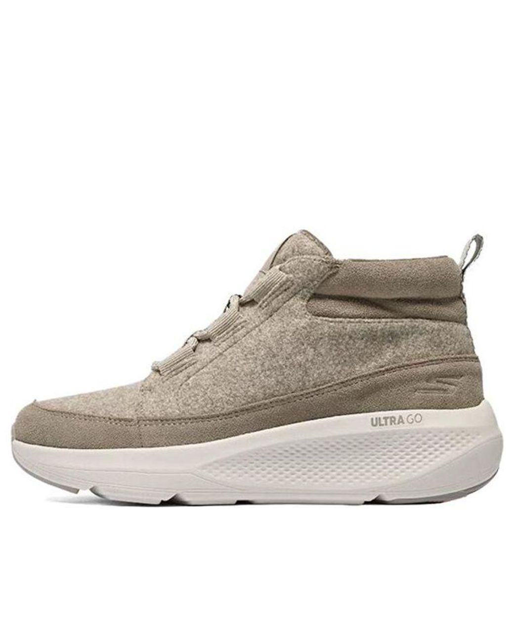 Women's Natural (Wmns) Ultra Go Shoes